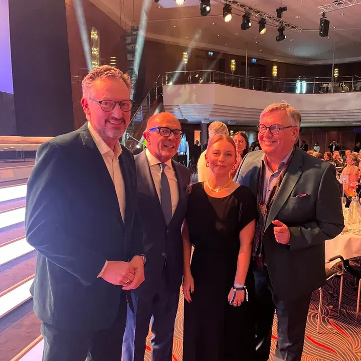 Manja Hoffner with Dr. Eckart von Hirschhausen and Hape Kerkeling at the German Sustainability Award